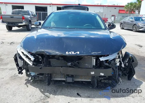 2025 Kia K4 Lx z USA, uszkodzony, nr VIN 3KPFT4DE7SE040486